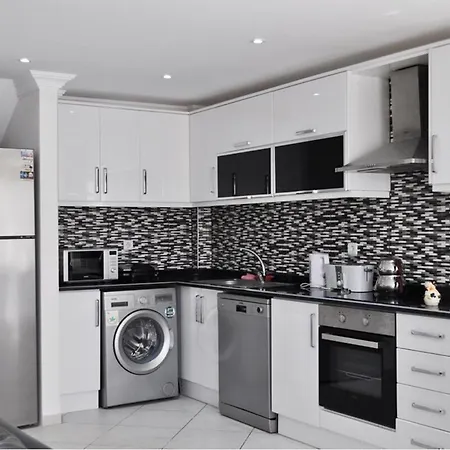 빌라 Villavoyn 페티예